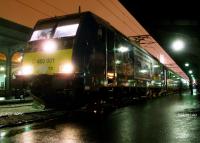 Imagine atasata: Locomotiva 480-001 a operatorului MAV H START sosita la linia 6 a Statie Bbucuresti Nord cu trenul IR 73 Budapesta Keleti - Bucuresti via Timisoara, 10.12.2012.jpg